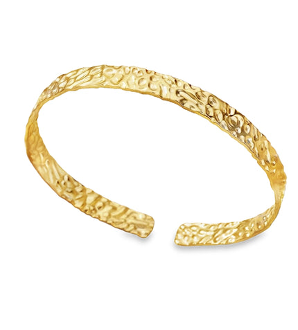 Elegant Textured Cuff